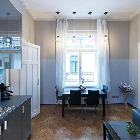 Vaci Street Premier Apartment Будапеща Екстериор снимка