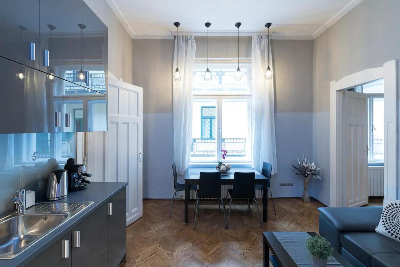 Vaci Street Premier Apartment Будапеща Екстериор снимка