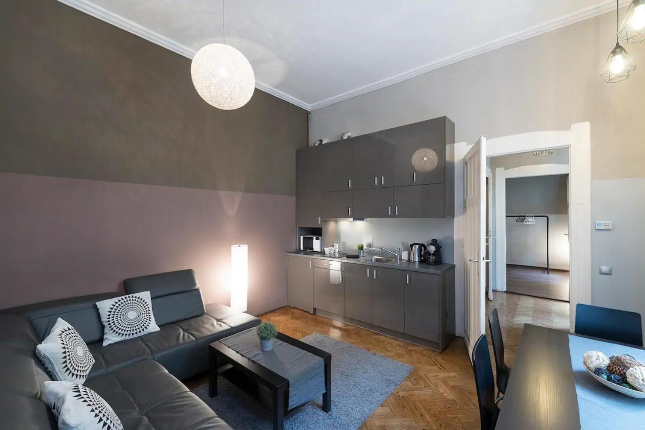 Vaci Street Premier Apartment Будапеща Екстериор снимка