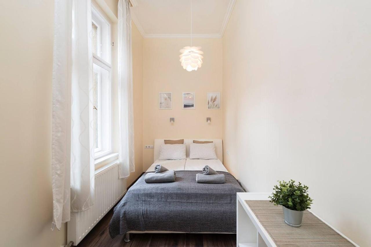 Vaci Street Premier Apartment Будапеща Екстериор снимка