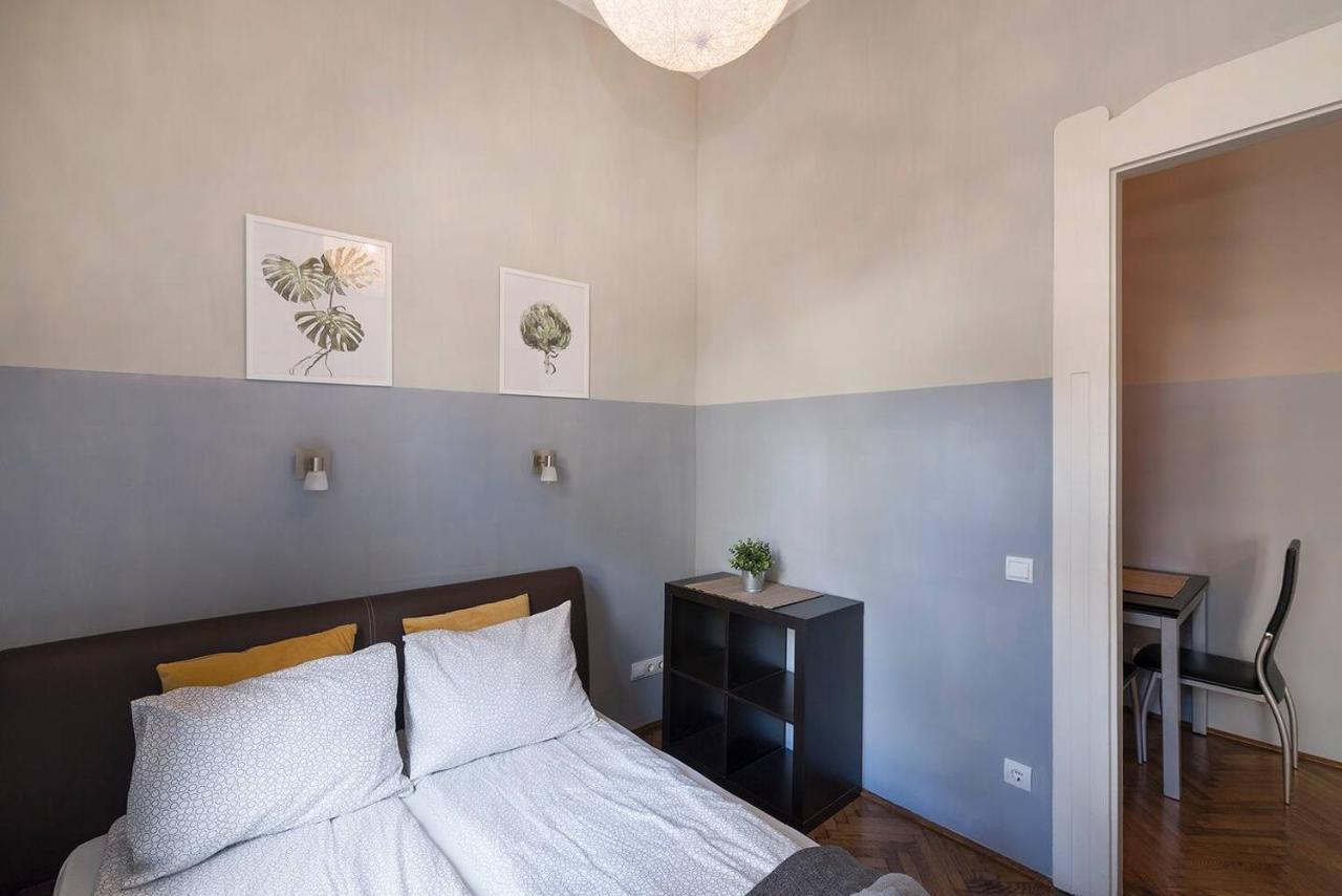 Vaci Street Premier Apartment Будапеща Екстериор снимка