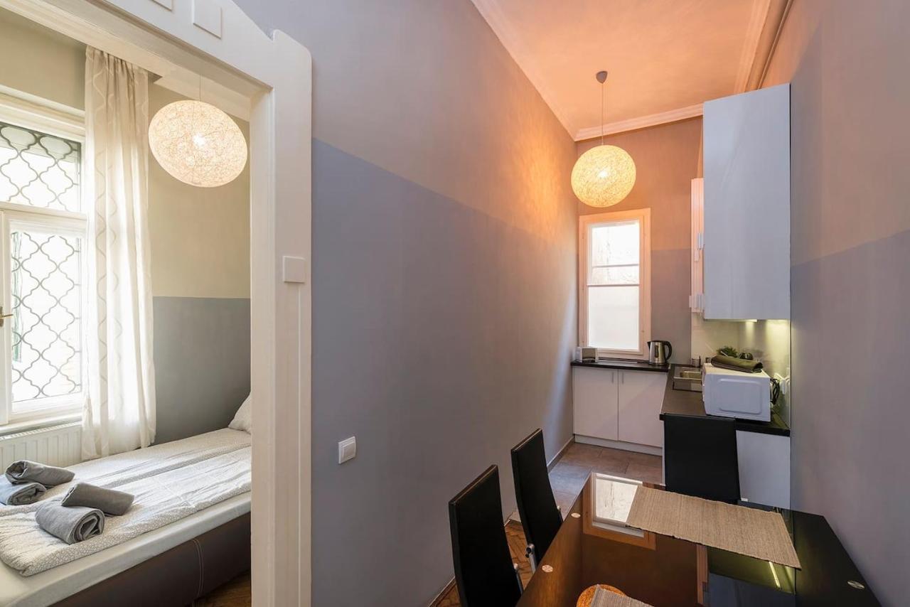 Vaci Street Premier Apartment Будапеща Екстериор снимка